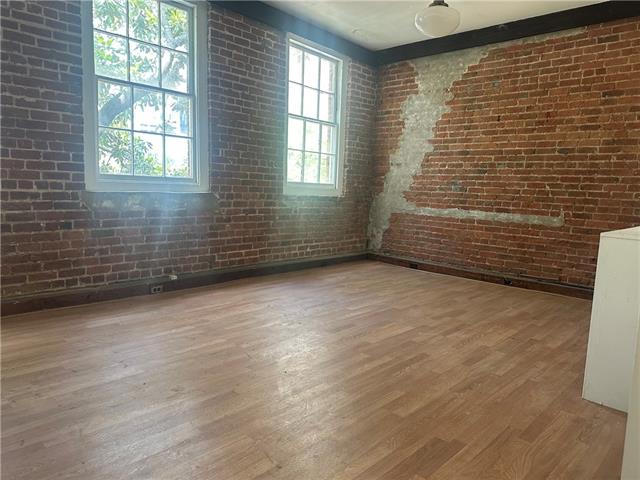 416 Gravier St