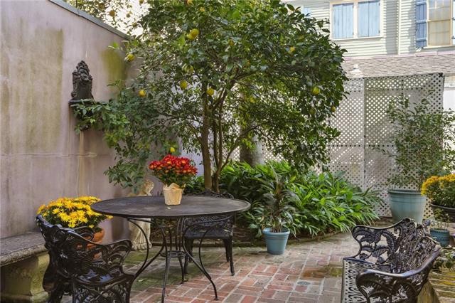 Maison Perrier Bed & Breakfast