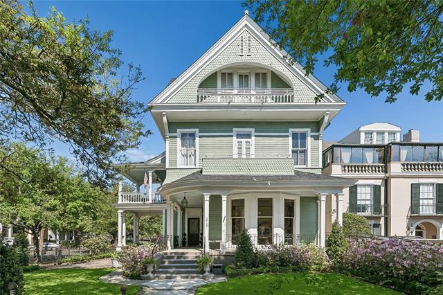 The Grand Victorian Bed & Breakfast